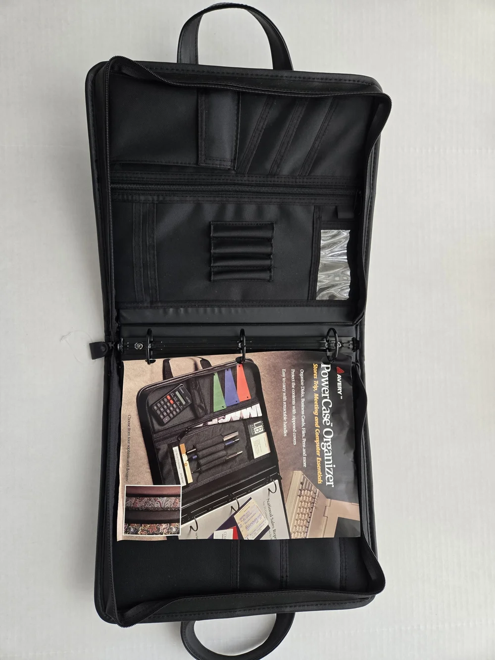 Avery Vintage Black Power Case Organizer Zipper Binder With Handles - NEW